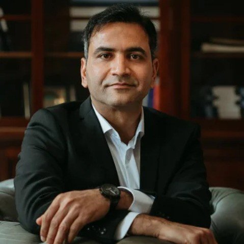 nasar-um-minullah-executive-case